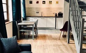 Le Madame Little Appart'Hotel